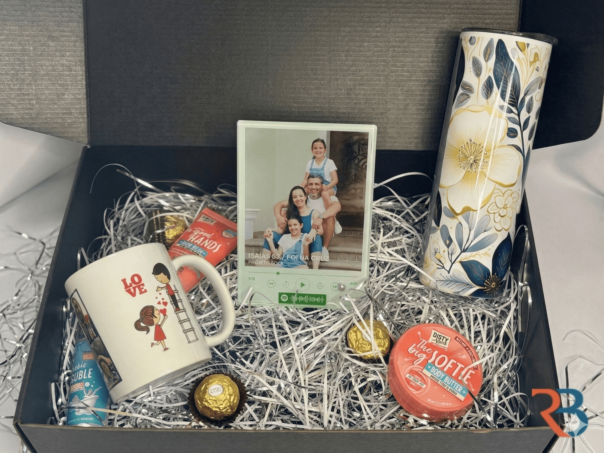 Gift kit with branded merchandise